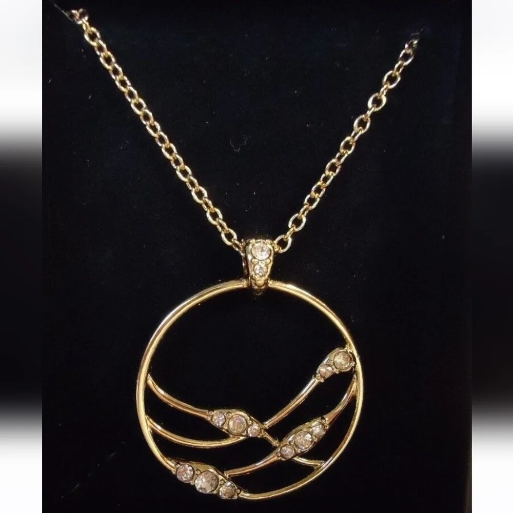 2013 AVON Organic Style Embellished Pendant Necklace Rhinestone Gold tone Sealed